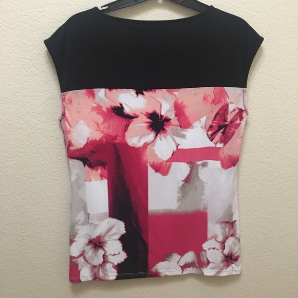 Calvin Klein Small Black Floral Sleeveless Blouse - Picture 2 of 7